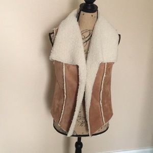 Faux leather vest size M/L